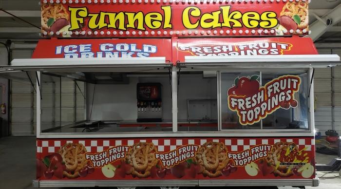 Funnel Cake Concessions Trailer RH / Vendor / 1991 For